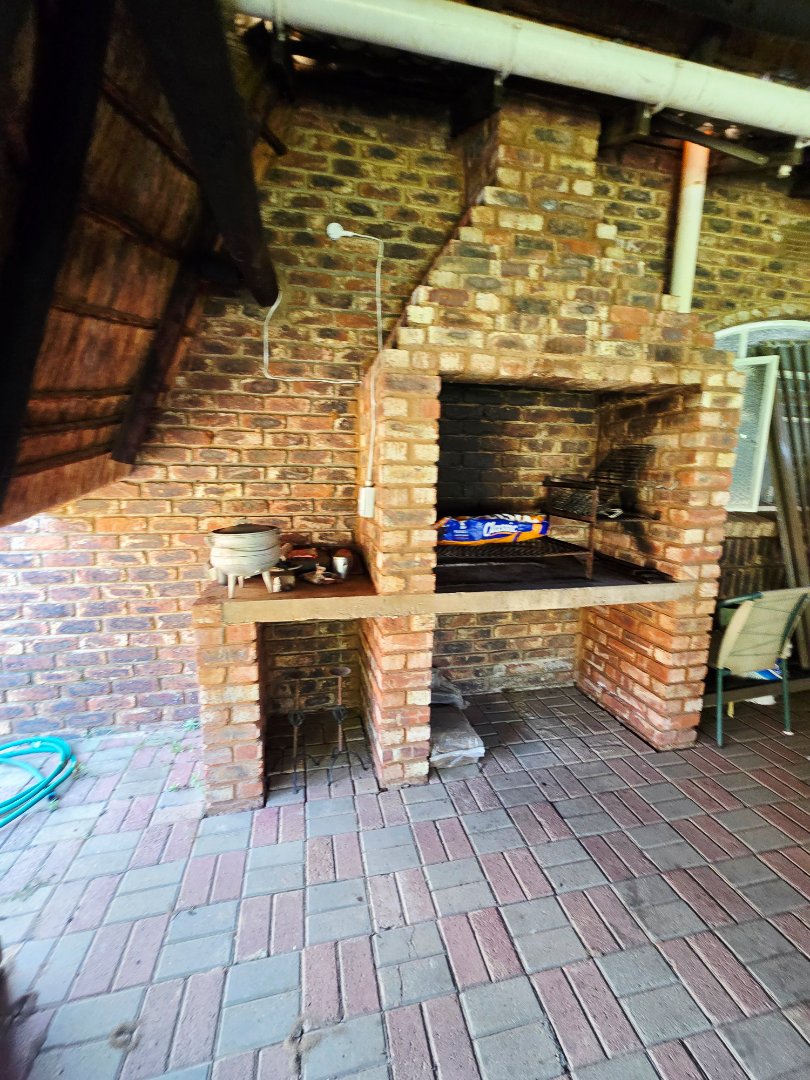 3 Bedroom Property for Sale in La Hoff North West